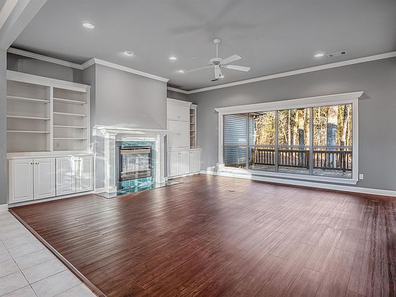 2nd image of 315 Confederate Woods Rd