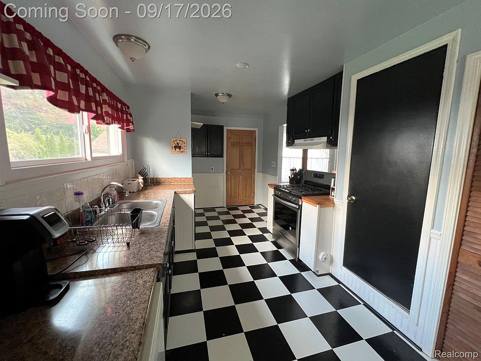 19321 Florida St, photo 13