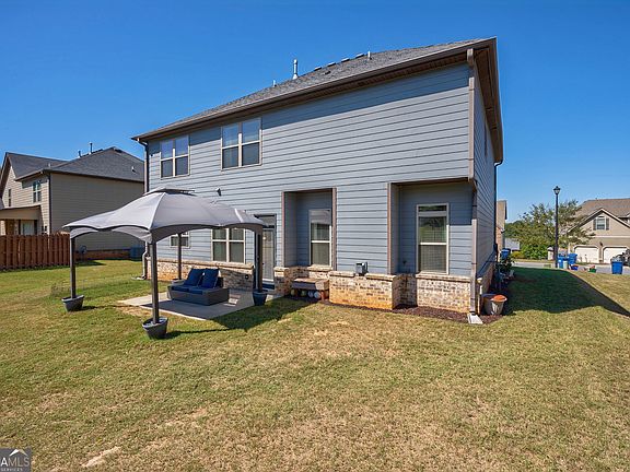 4th image of 1301 Ginger Ln