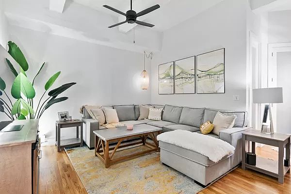 1st image of 529 W 42nd St APT 5C