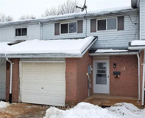 43 Barrett Cres Photo 1