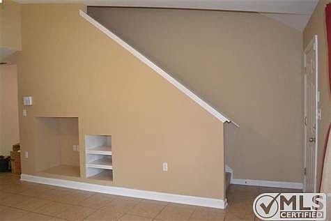 4th image of 2738 W Tharpe St APT 1005