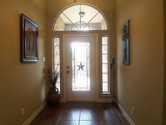 2nd image of 9 Live Oak Ct