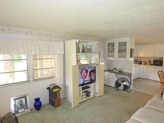 5th image of 5611 3rd Way N