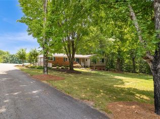 441 Plainfield Rd, Greensboro, NC 27455