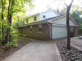 8401 S 20th St, Oak Creek, WI 53154