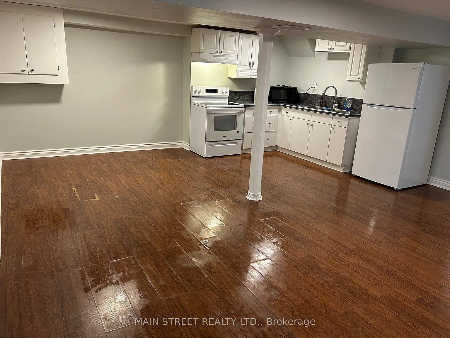 2 bed, $1,650 — Photo 4