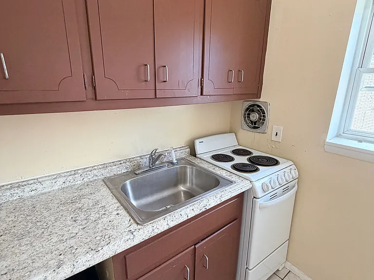 158 Fountain St #2G2 — Photo 4