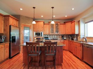 4085 Highview Dr, Colorado Springs, CO 80908