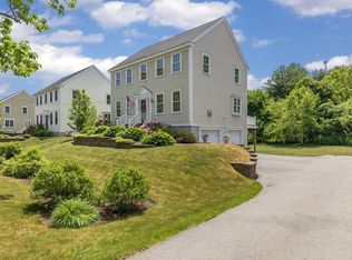 44 1/2 S Hampton Rd, Amesbury, MA 01913