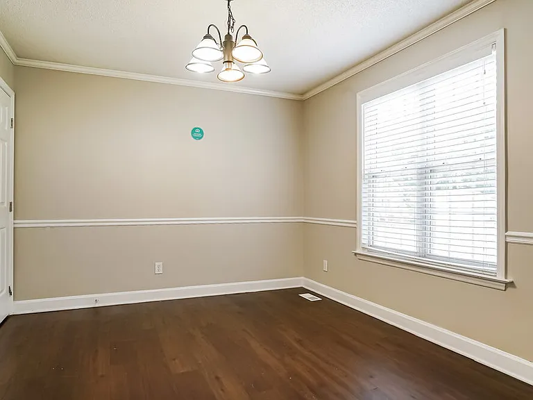 102 Westwood Pl — Photo 6