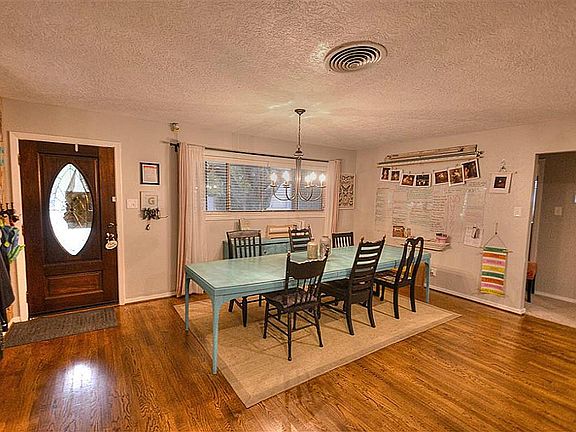 5th image of 10227 Carlow Ln