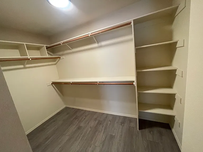 7647 Bridgeview Dr — Photo 14