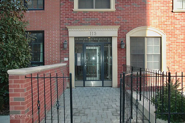 Rented by Compass | media 12