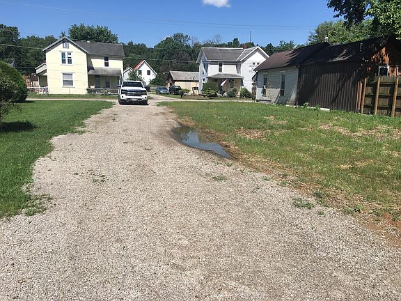4th image of 5740 Hoover Ave