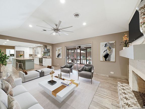 5th image of 106 Cotillion Dr