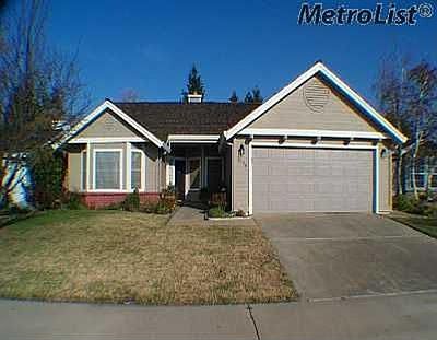 LANDSCAPED FRONT 