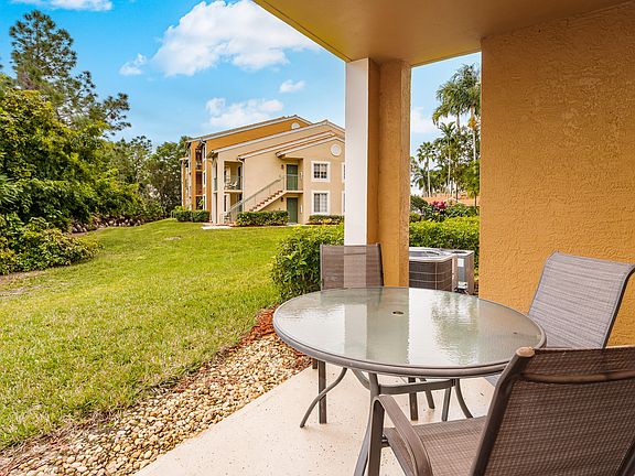 4th image of 1270 Wildwood Lakes Blvd #19-102