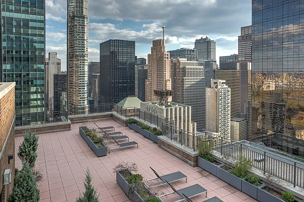 Rented by Jack Resnick & Sons | media 58