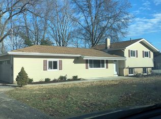 1023 Skyland Dr, Macedonia, OH 44056