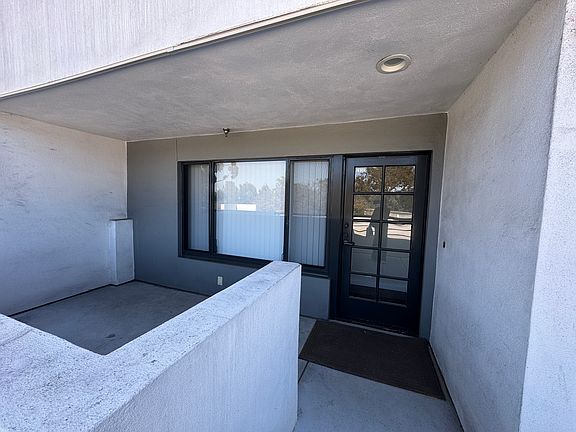 4th image of 1090 University Ave #C