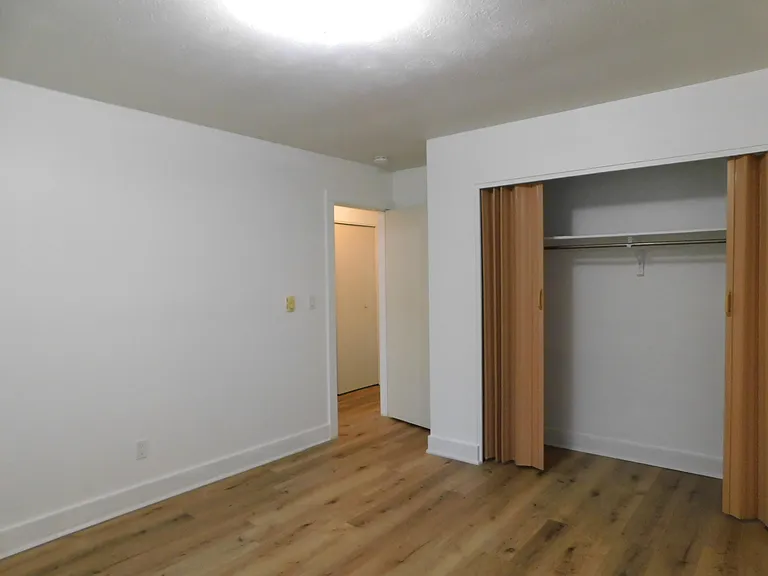 245 Brookridge Ct #2 — Photo 7