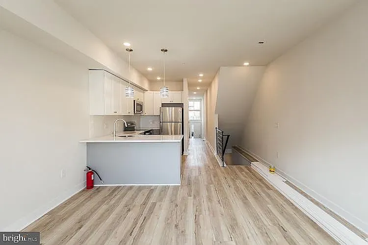 2039 N 3rd St #1 — Photo 9