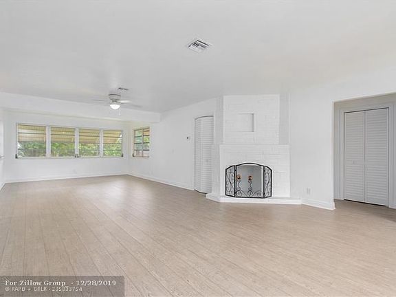 4th image of 2260 SW 33rd Ter