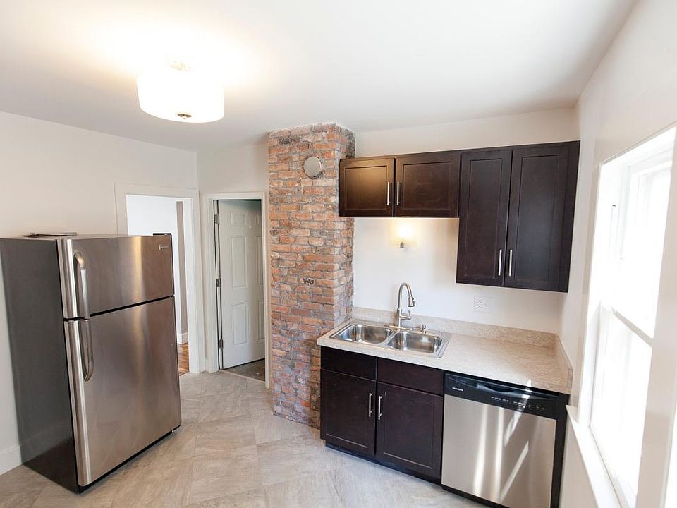 1st image of 66 Lafayette Ave #1