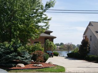 1348 Grinnell Ave, Waterford, MI