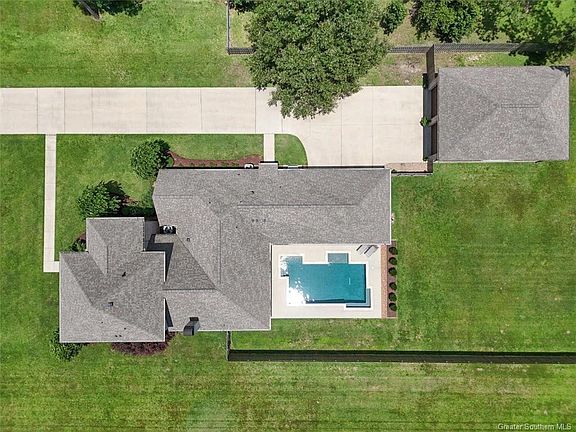 4th image of 5680 Lutte Tigre Ln