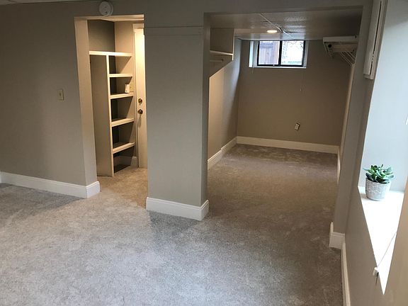 2nd image of 907 Belmont Ave E #2