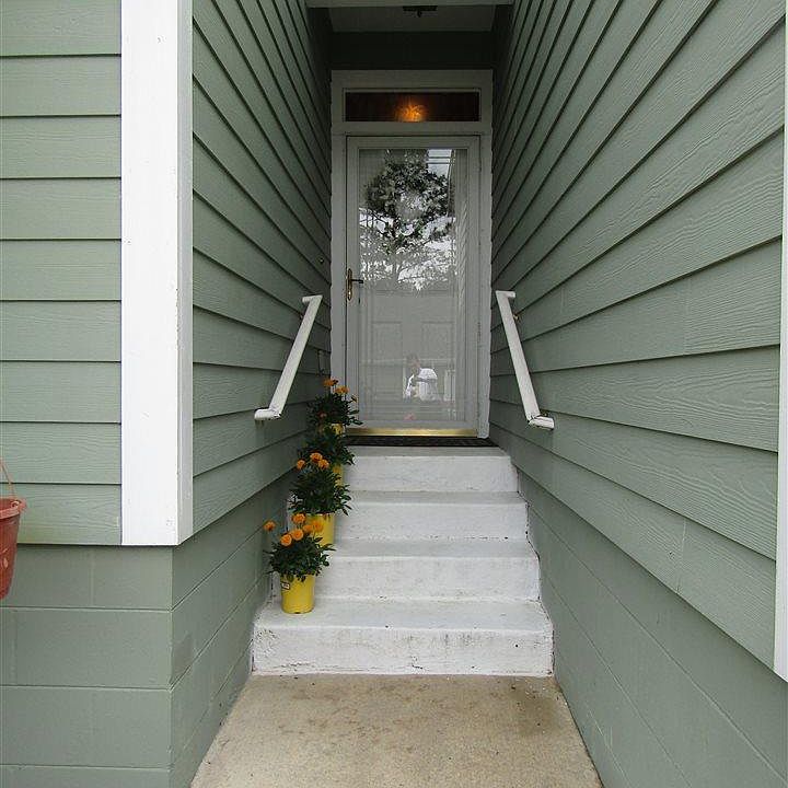 1st image of 1031 NW 125th Dr