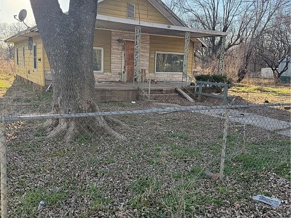 4th image of Cherokee St