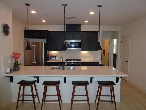 3rd image of 1011 Giacomo Ln Unit 3