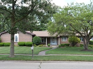 520 Fairlane Dr, Joliet, IL