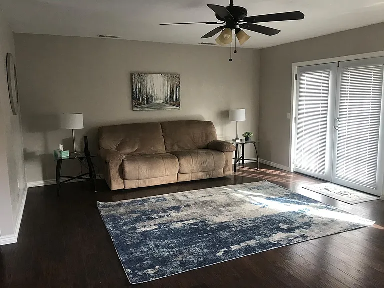 803 S Wyoming Ave — Photo 5