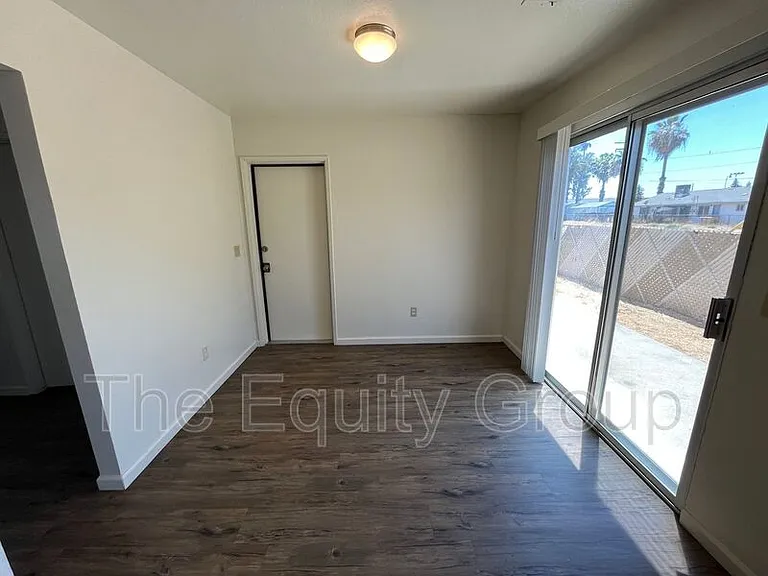 859 W Mulberry Ave #4 — Photo 3