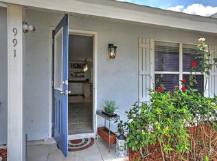 991 Schumann Dr, Sebastian, FL 32958