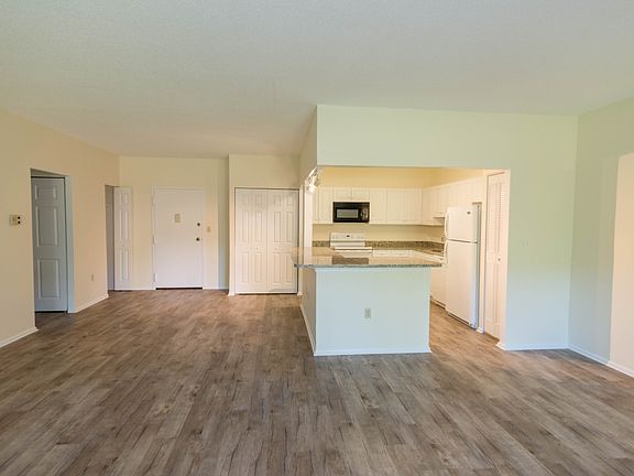2nd image of 835-865 Mix Ave #6T03