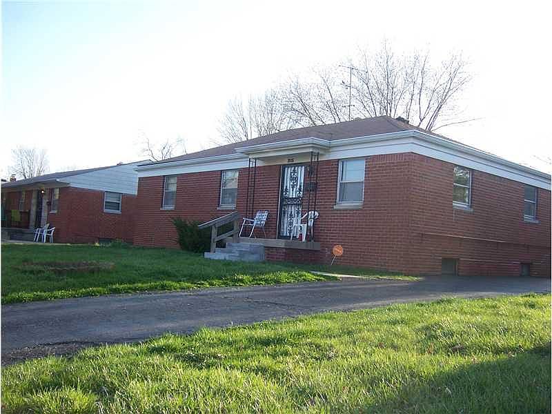 1st image of 3926 N Priscilla Ave