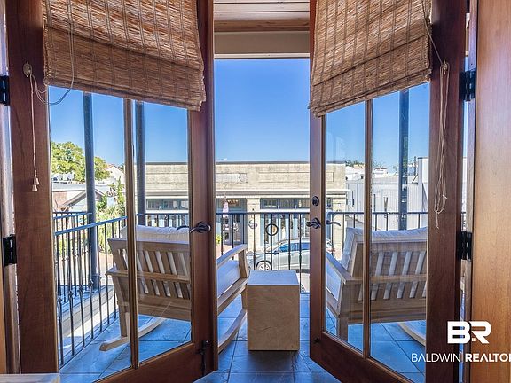 4th image of 314 De La Mare Ave APT 2