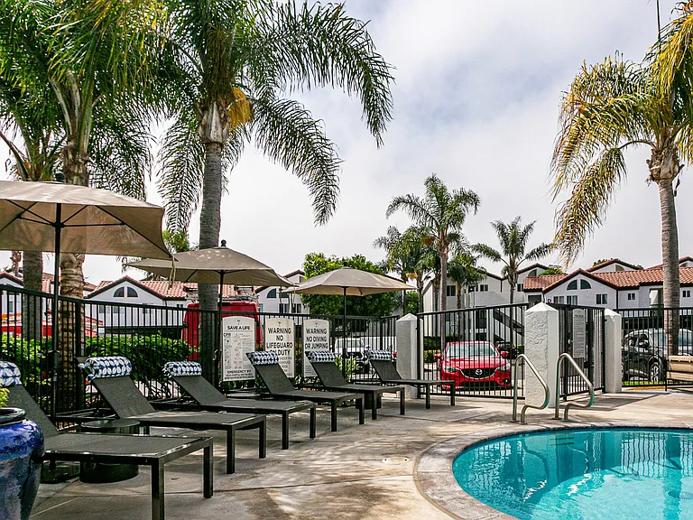 Newport Palms Apartments — Photo 19