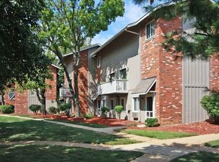 5558 Terrace View Ct, Saint Louis, MO 63128