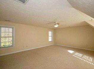 1120 Dare Rd, Yorktown, VA 23692