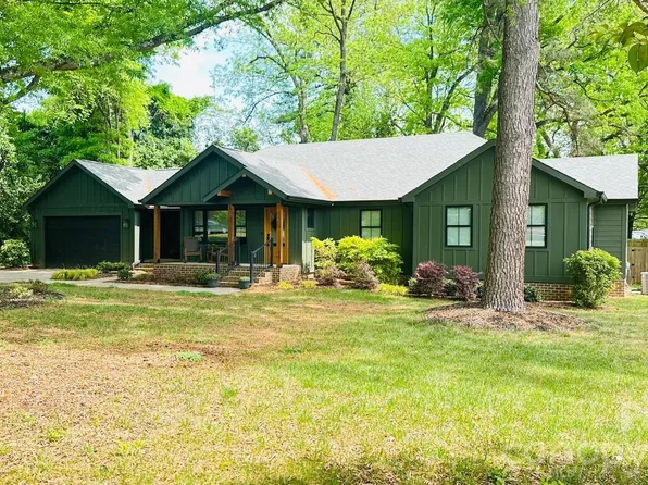 1542 Carolyn Dr, Charlotte, NC 28205