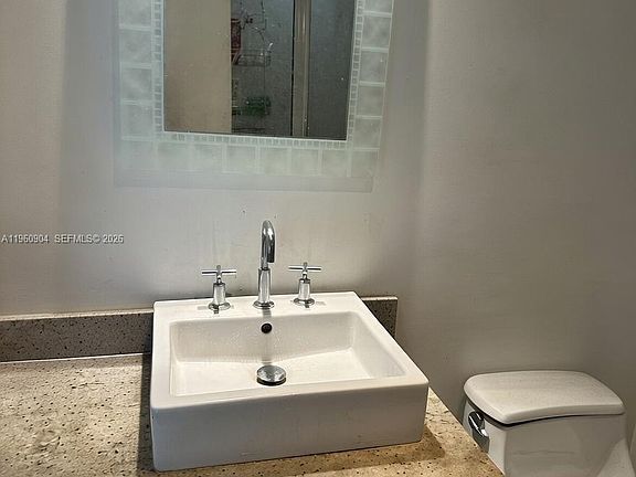 5th image of 185 SW 7th St APT 2406