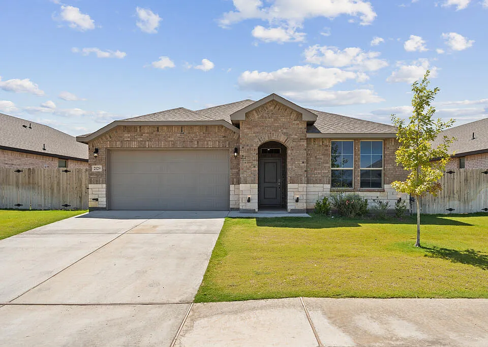 2129 Trailhead Dr