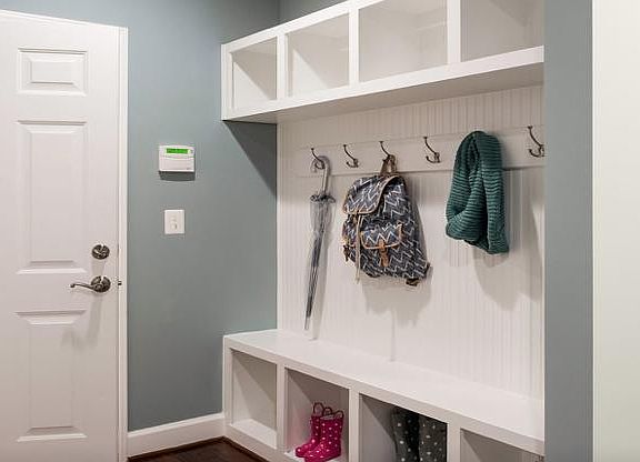 Garage Entryway/ Mudroom/ Hall Bath