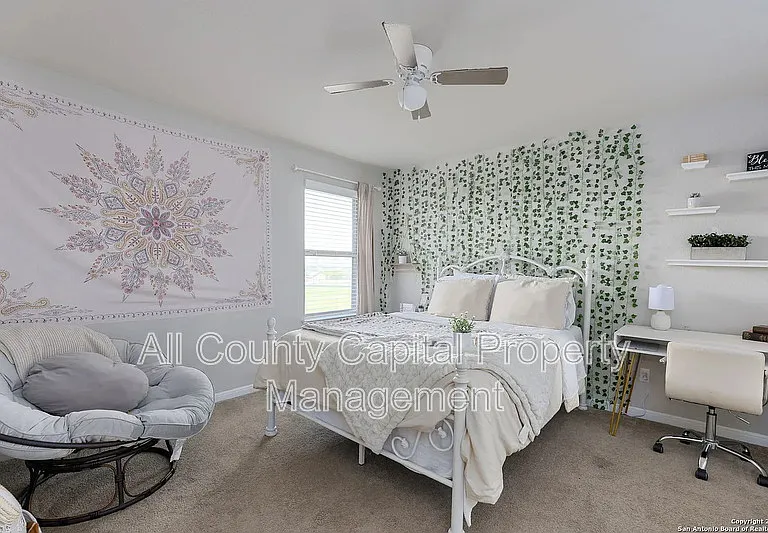 241 Silver Maple Dr — Photo 10